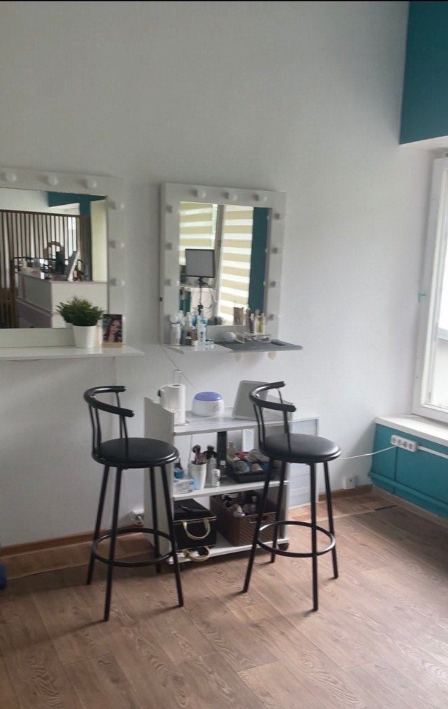 Макияжные станции Beauty Bar с туалетными зеркалами