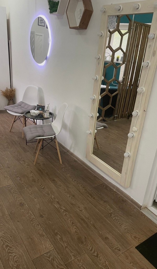 Beauty Bar master training area