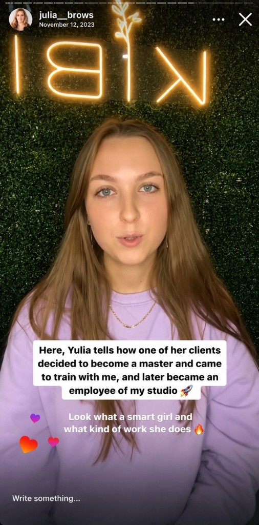 Klientka, która została uczestniczką kursu Beauty Bar i później dołączyła do zespołu
